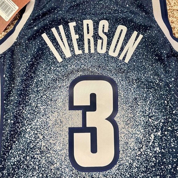 Mitchell & Ness Swingman Allen Iverson Georgetown Hoyas 1995/96 Jersey, Size M - Picture 9 of 9